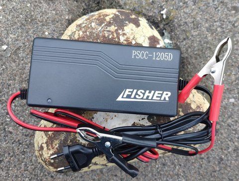 Зарядний пристрій для гелевих акумуляторів 30-100 Ah Fisher PSCC-1205 PSCC-1205 фото